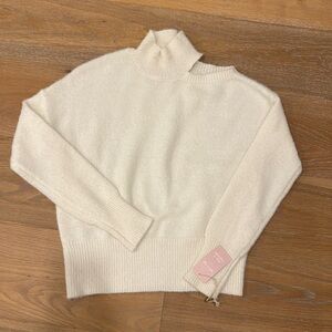 Jessica Simpson off white fuzzy cozy sweater with shoulder slit